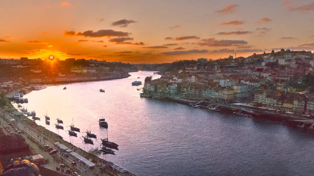 sunset with notorious 6 effect