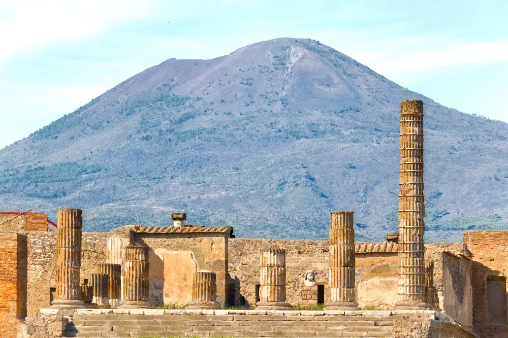 original version of the 117mm image of Pompeii