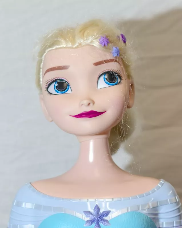 elsa with filmic to fix hue shift on the skin