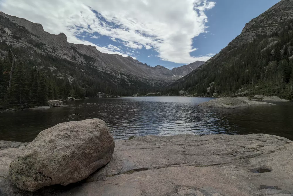 original image of lake and mountains