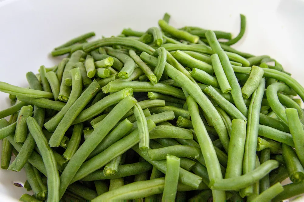 A bowl of vegetables