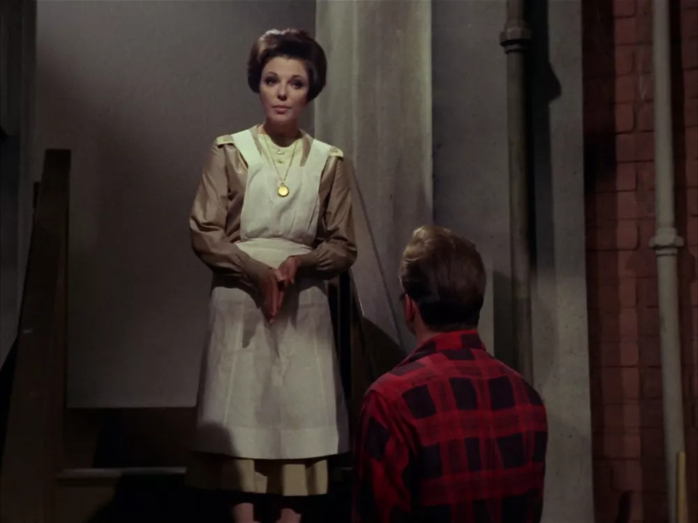 Kirk meets Edith Keeler